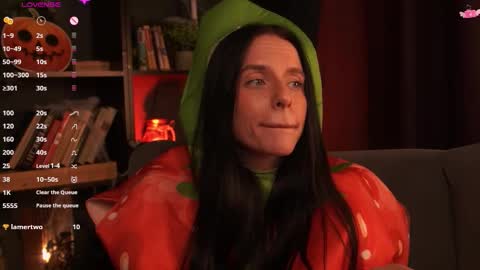 Casey online show from October 30, 10:10 pm