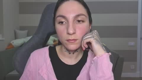 Kate online show from February 17, 2:49 pm