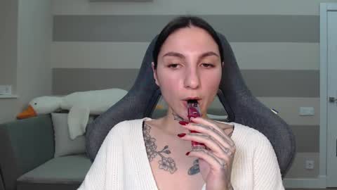 Snapshot of chabibiann chatting on February 21, 7:10 pm Kate online show from February 21, 7:10 pm