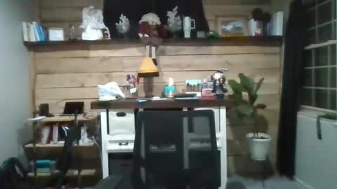 chadmichaell online show from November 30, 2:29 am