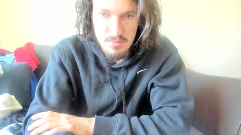 Lydong online show from April 2, 4:47 pm