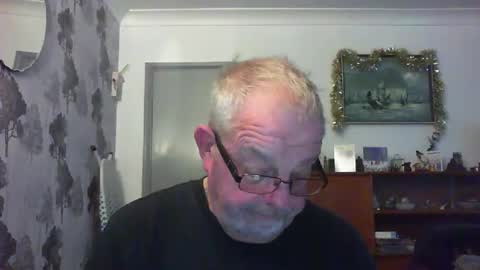 Champers online show from January 4, 8:28 am