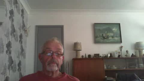 Champers online show from August 3, 2:23 pm