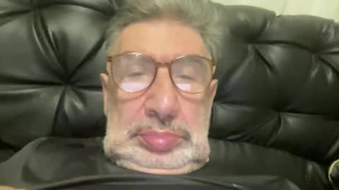 champsex305610 online show from November 30, 6:37 pm