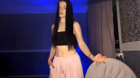 Kira online show from November 17, 11:13 am