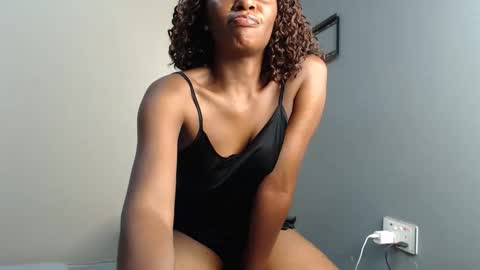 Chantel online show from November 29, 12:07 am