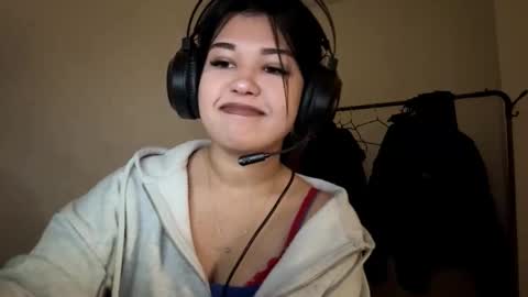 Lola online show from December 5, 7:40 am