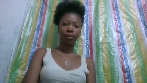 chariola0101 online show from February 9, 12:39 am