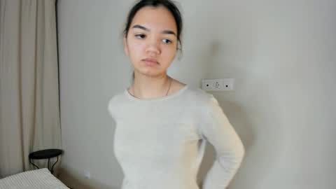 MIchelle online show from December 5, 9:19 am