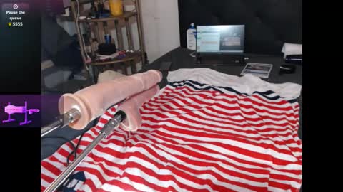 charlenne701298 online show from October 16, 7:24 pm