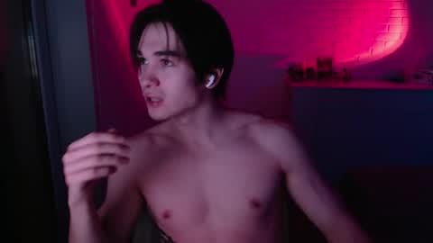 charleshanson69 online show from April 9, 4:23 pm