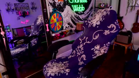 Snapshot of charlette_webb_xxx chatting on February 5, 6:13 am Charlette Webb online show from February 5, 6:13 am