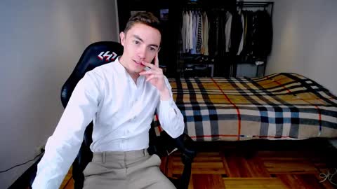 carlos reyes online show from February 13, 11:17 am