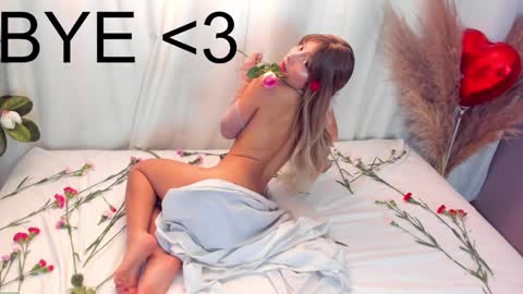 Char 3  Lets go for the 100 Thumb-Up   online show from March 5, 2:56 pm