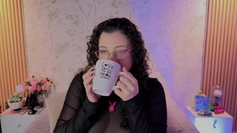 You honey online show from May 27, 11:40 am