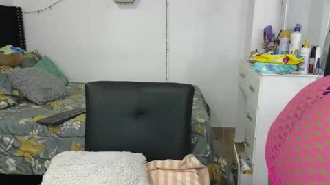 charlotte_027 online show from December 19, 5:58 am