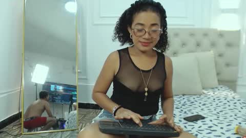 charlottte y dante online show from October 24, 4:57 am