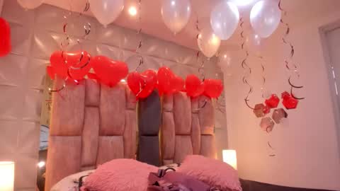 Charlotte Icee online show from February 21, 4:21 pm