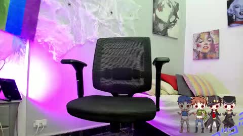 Charlie  online show from October 22, 4:15 am