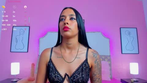 Charlotte online show from November 11, 9:39 pm