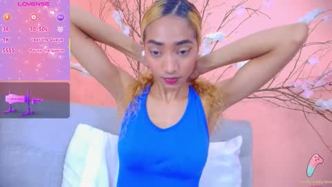 CHARLOTTE online show from November 5, 11:56 am