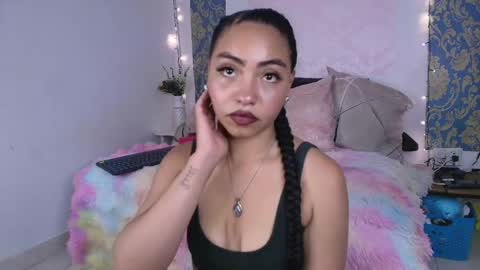 charlotte_princess_1 online show from April 18, 4:58 am