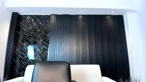 Snapshot of charlotte_whitee1 chatting on October 18, 12:20 pm Charlotte Everyday From 0700 to 1300 Col Time online show from October 18, 12:20 pm