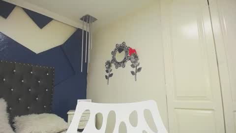 Snapshot of charlottee_brown2 chatting on March 11, 10:07 am C H A R L O T T E online show from March 11, 10:07 am
