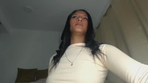 charlottehorny1 online show from January 31, 11:13 pm