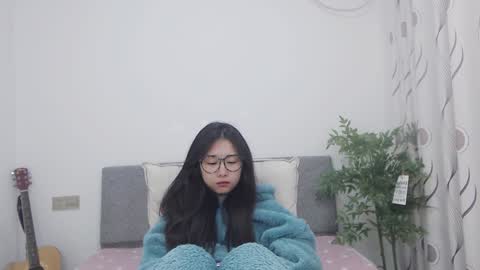 Charlotte online show from January 10, 5:02 pm