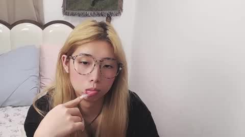 Charlotte online show from November 9, 3:26 pm