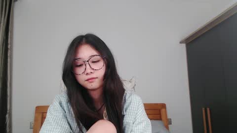 Charlotte online show from December 6, 3:50 pm