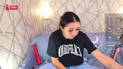 CharmingLIA online show from November 2, 5:35 pm