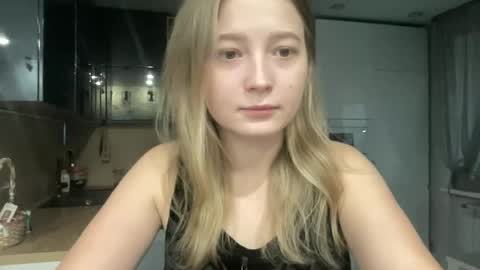 Sarah online show from September 10, 3:24 pm