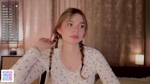 Emilia online show from June 9, 4:34 am