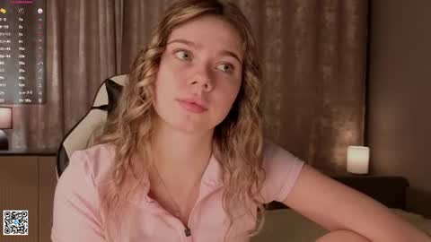 Emilia online show from June 20, 4:18 am