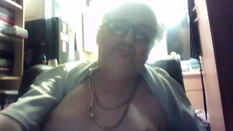 lee online show from August 8, 10:42 pm