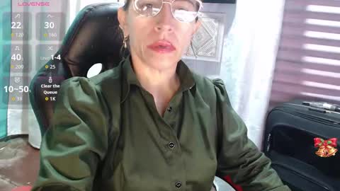 CHAYLA VICTORIA RUIZ  online show from February 16, 12:47 pm