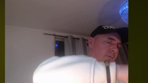 chazdiniro online show from November 2, 7:58 pm