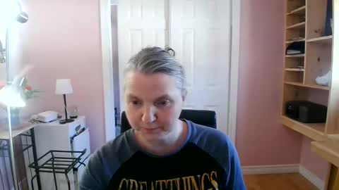 chealsiek online show from April 12, 3:49 pm