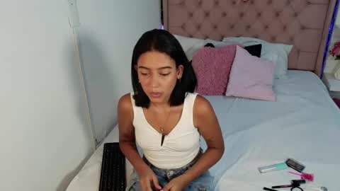 cheerry_moon online show from December 4, 8:52 pm