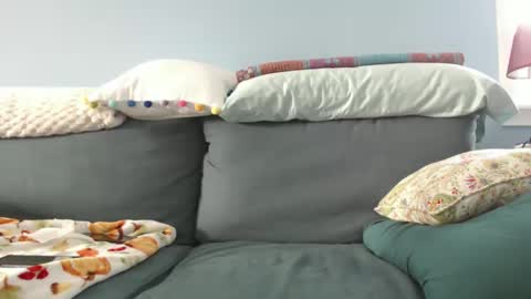 Chelsea online show from March 12, 5:49 pm