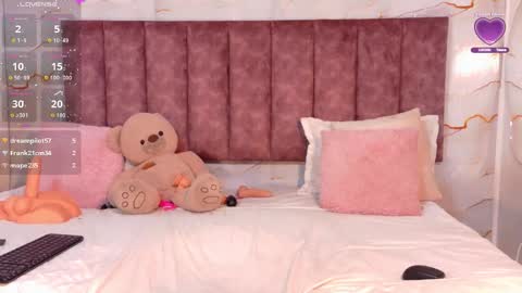   online show from February 21, 9:18 pm