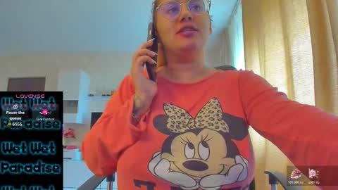 mayra online show from November 11, 11:45 am