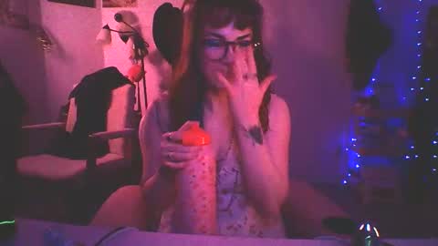 Cherry Bepis online show from April 7, 9:33 am