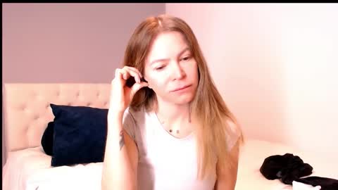 Anna online show from November 21, 2:04 pm