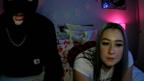 cherryflavoredfeline online show from January 23, 2:55 am