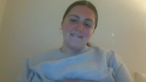 Snapshot of cherryjune chatting on September 30, 10:31 pm CherryJune online show from September 30, 10:31 pm