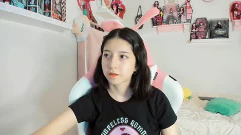 cherrycute666 online show from February 14, 1:45 am