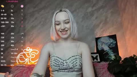 Cheryl online show from March 13, 10:57 pm